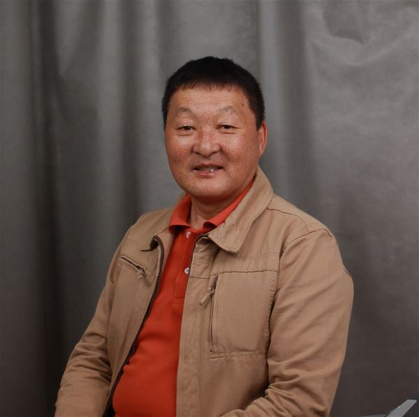 Садовник Геннадий