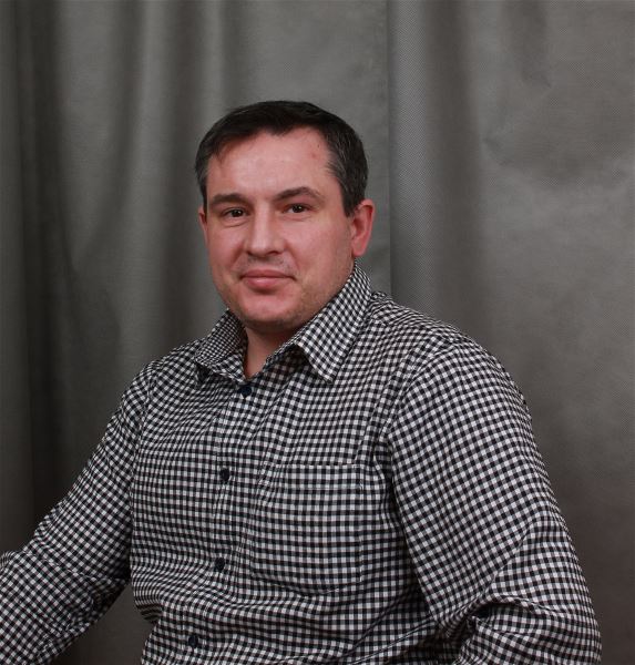 Водитель Руслан