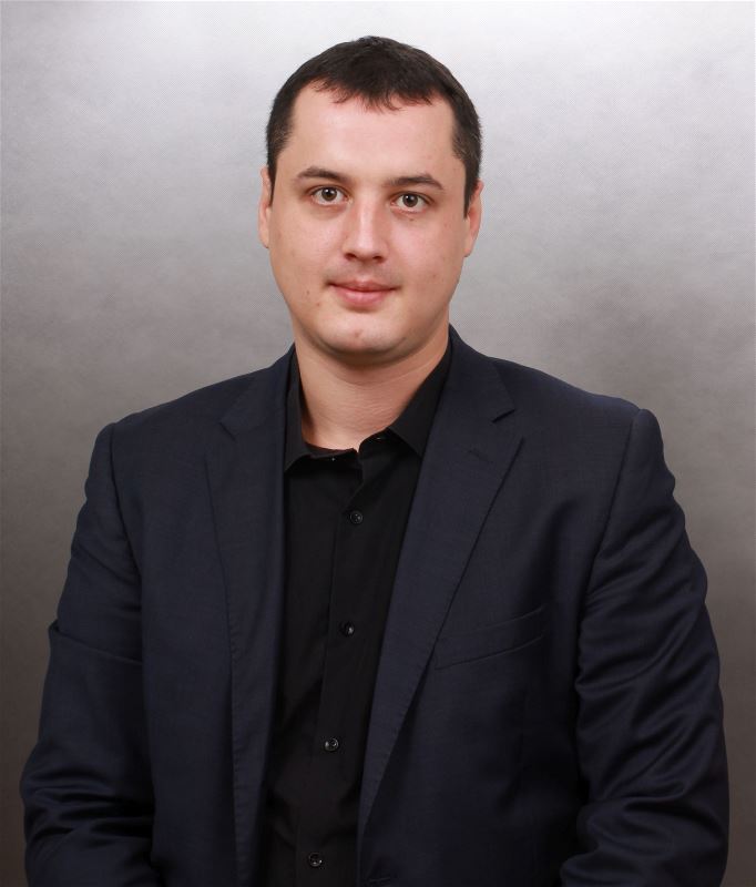 Водитель Максим
