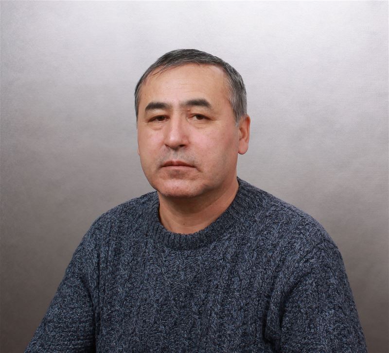 Помощник по хозяйству Шухрат