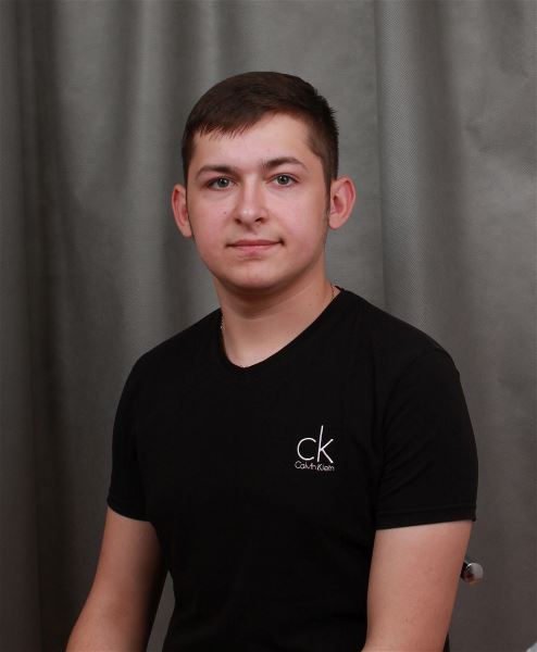 Помощник по хозяйству Евгений