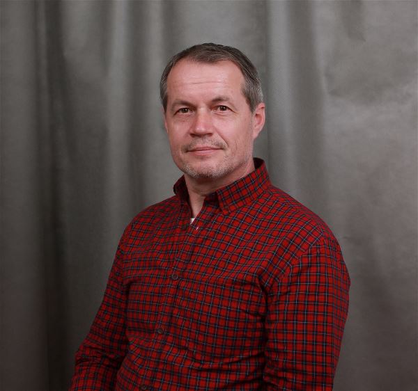 Помощник по хозяйству Аскольд