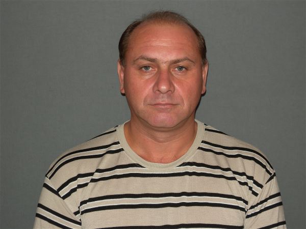 Помощник по хозяйству Александр