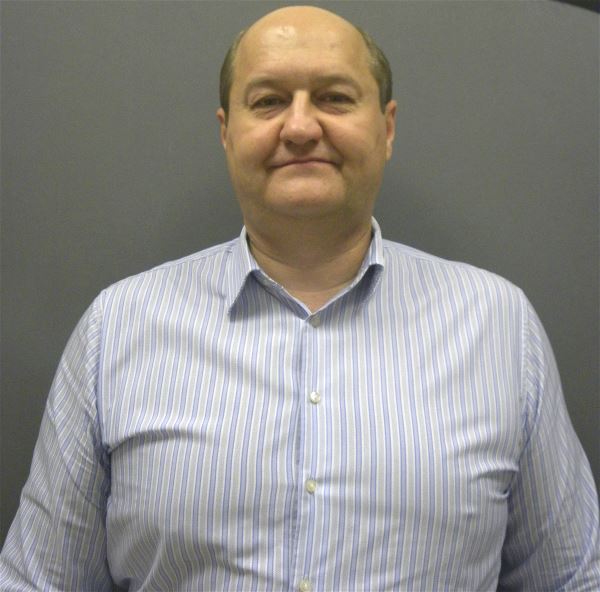 Помощник по хозяйству Александр