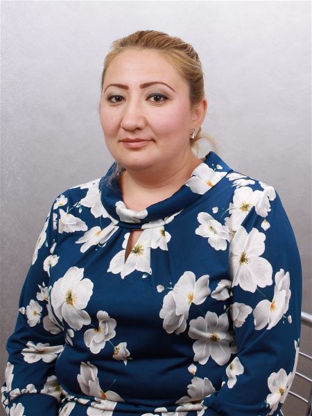 Семейная пара Нулуфар