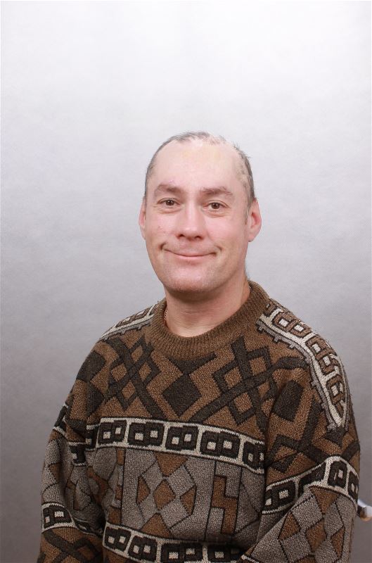 Помощник по хозяйству Дмитрий