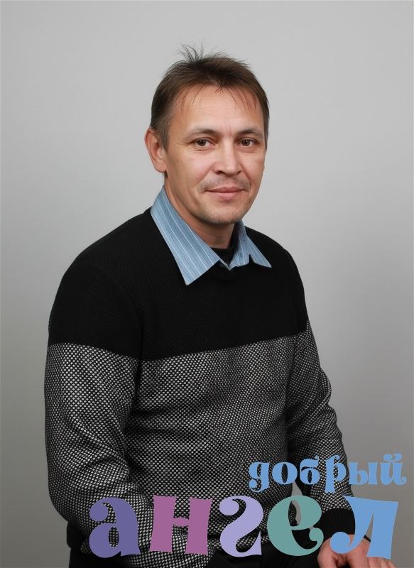 Помощник по хозяйству Алексей