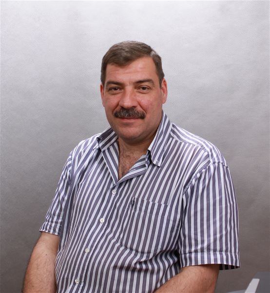 Помощник по хозяйству Константин