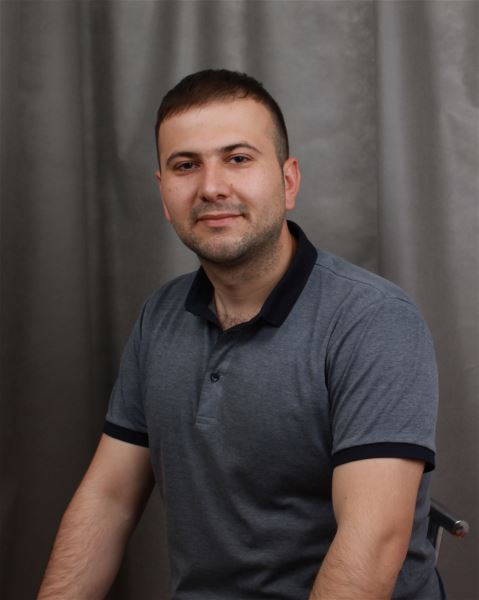 Помощник по хозяйству Самид