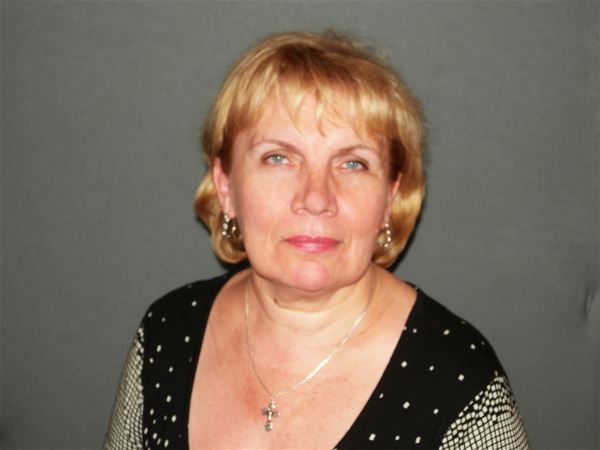 Домработница Елена
