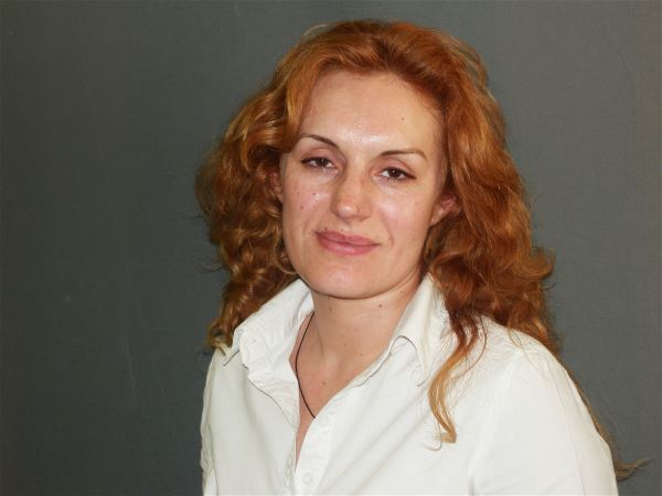 Няня Лариса