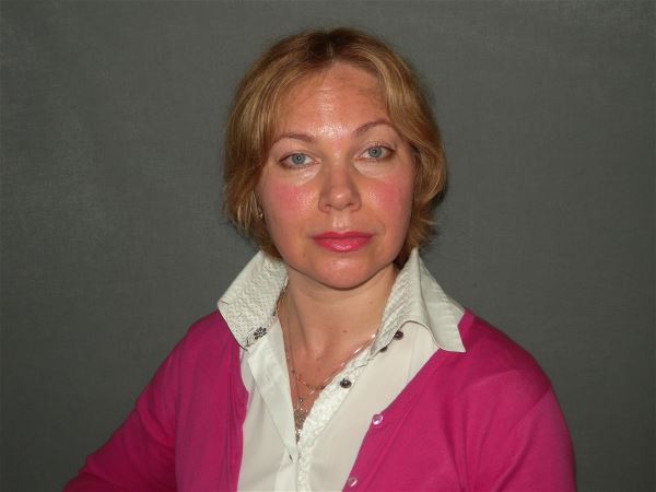 Домработница Елена