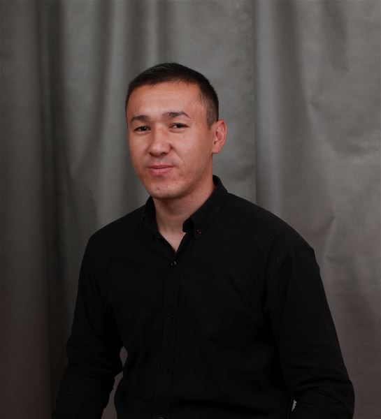 Садовник Таалайбек
