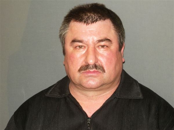 Помощник по хозяйству Петр