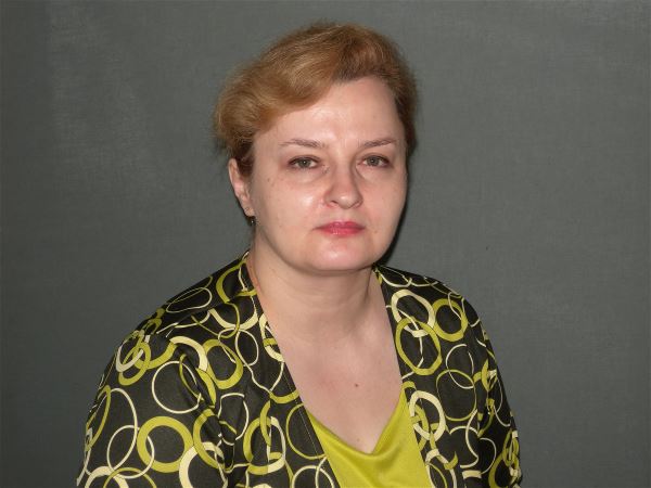 Домработница Елена