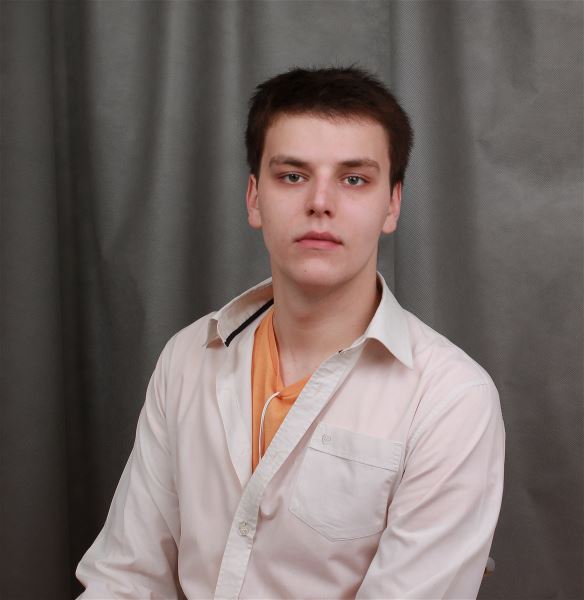 Помощник по хозяйству Антон