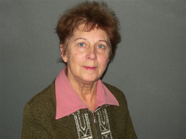 Няня Елена