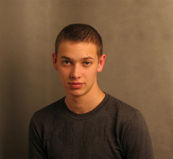Водитель Дмитрий