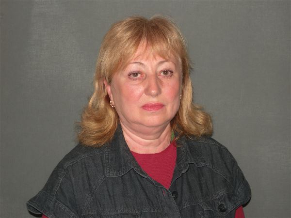 Няня Лариса