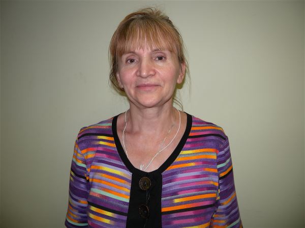 Помощник по хозяйству Галина