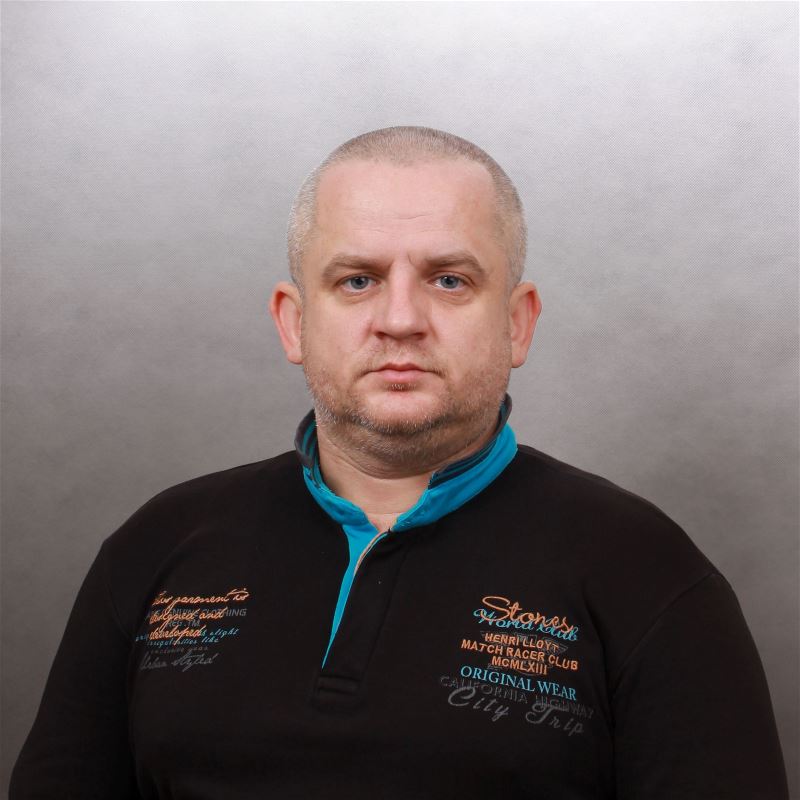 Помощник по хозяйству Андрей
