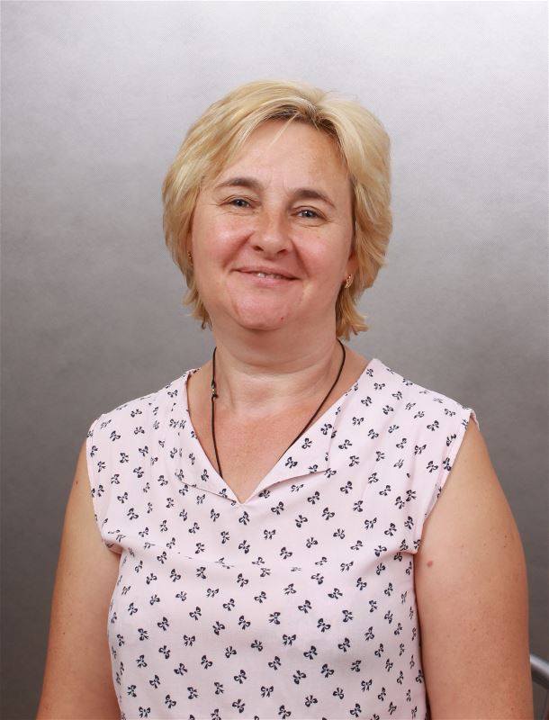 Няня Елена