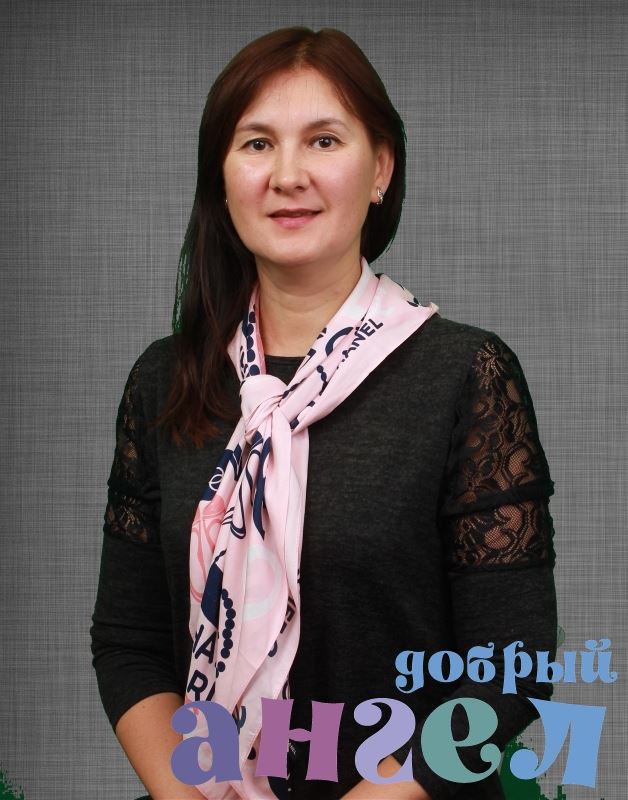 Няня Назира