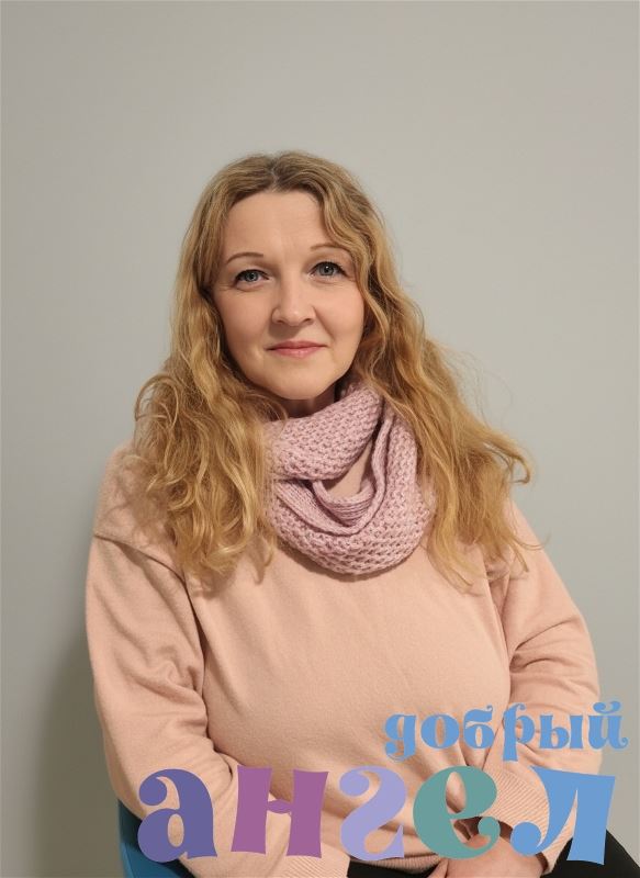 Няня Лариса