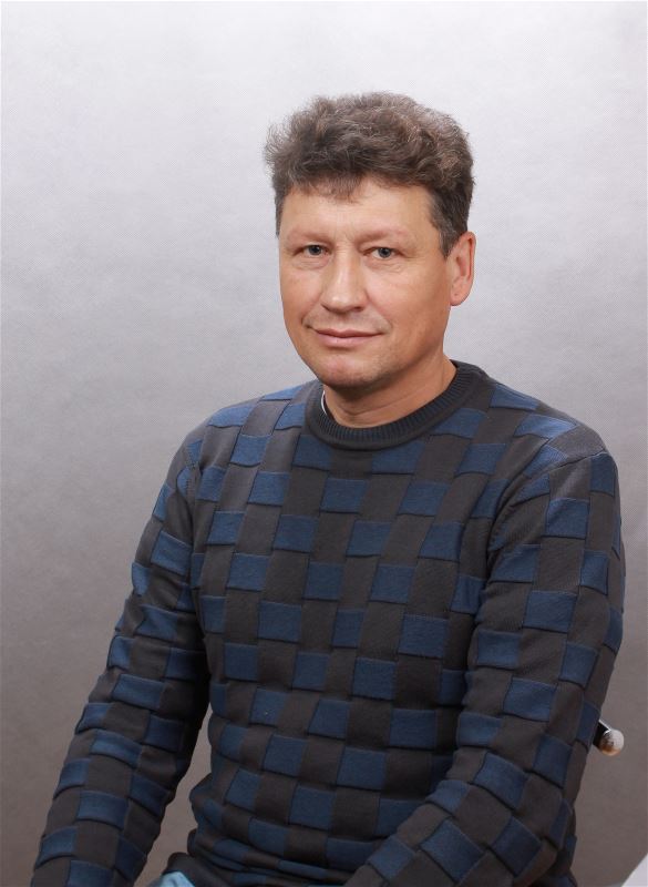 Помощник по хозяйству Юрий