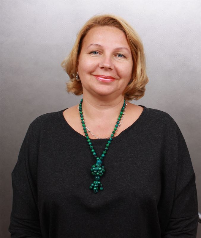 Няня Елена