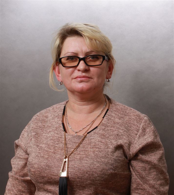 Няня Лариса