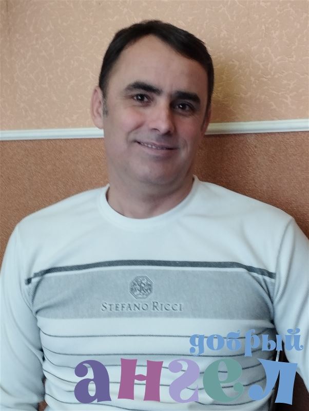 Семейная пара Искандар