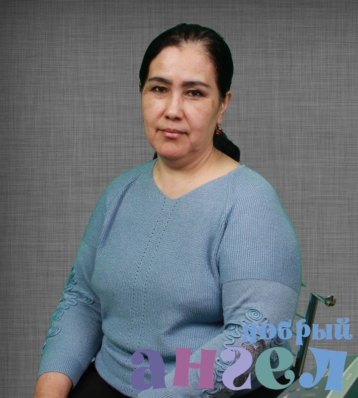 Няня Надирахон