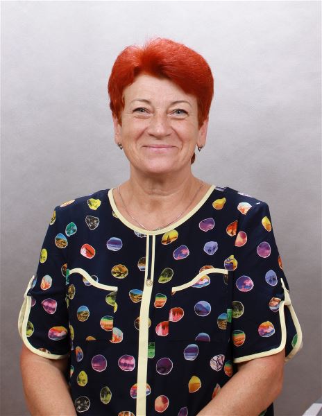Домработница Елена