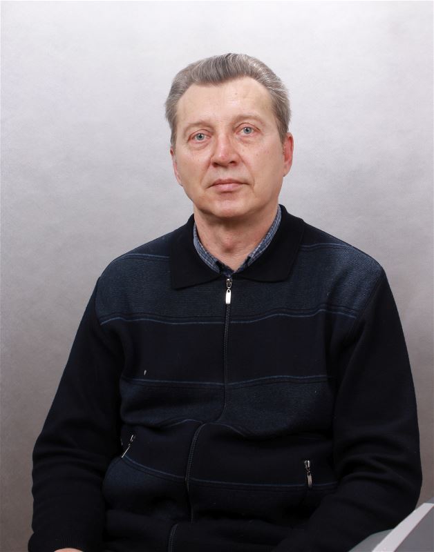 Помощник по хозяйству Вячеслав