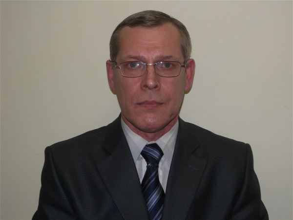 Водитель Игорь