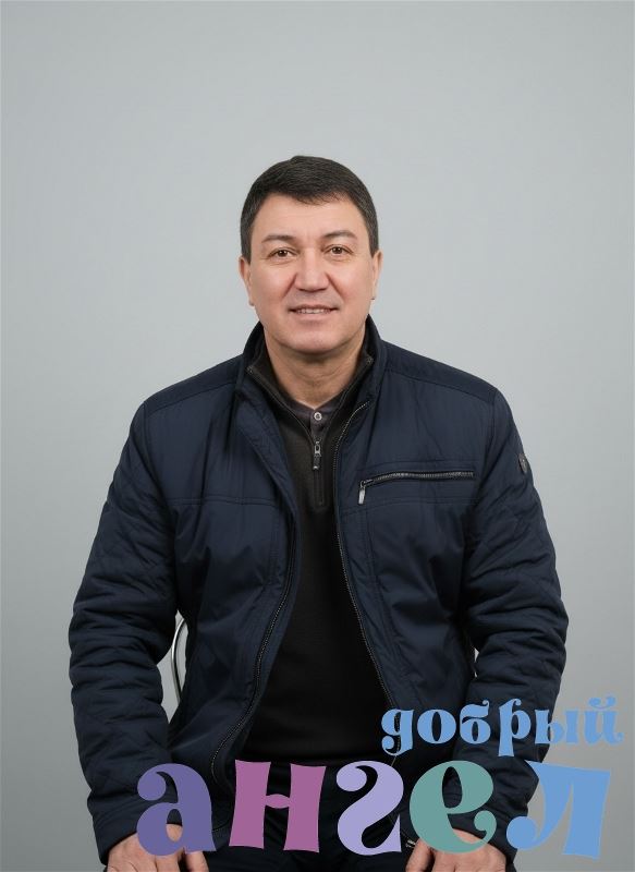 Водитель Игорь