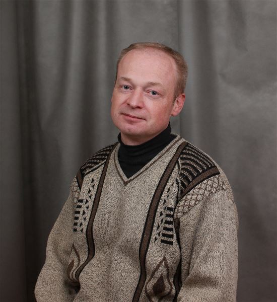 Водитель Максим