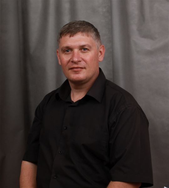Помощник по хозяйству Сергей
