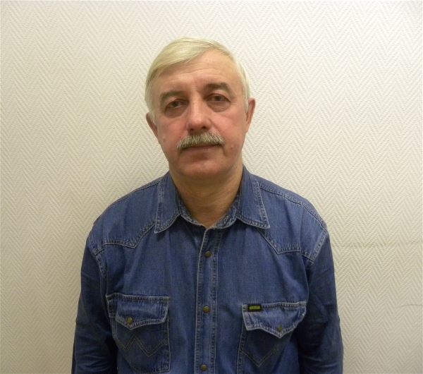 Помощник по хозяйству Евгений