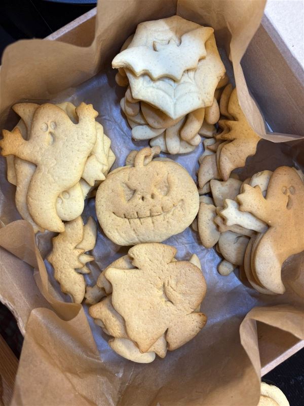 Делали с детьми печенье на Хэллоуин