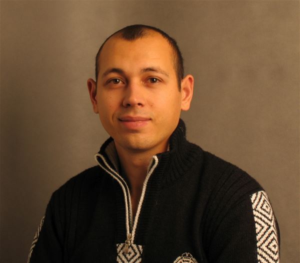Помощник по хозяйству Юрий
