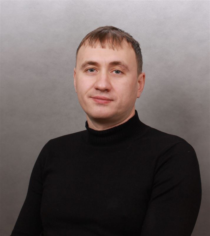 Водитель Антон