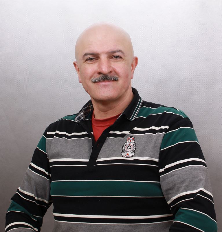 Помощник по хозяйству Эльхан