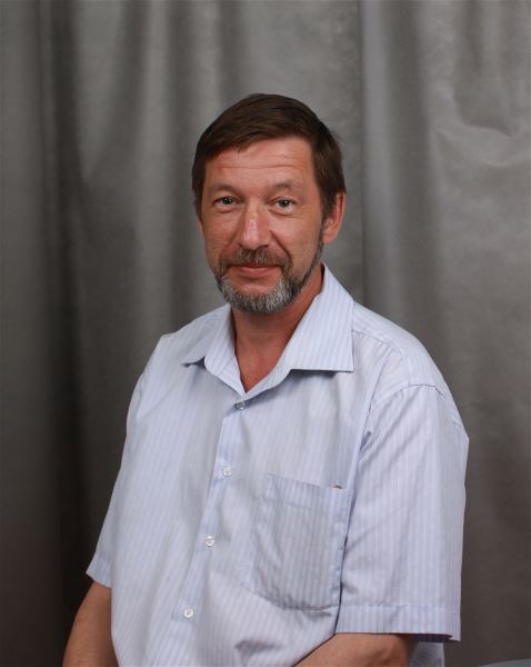 Помощник по хозяйству Владимир