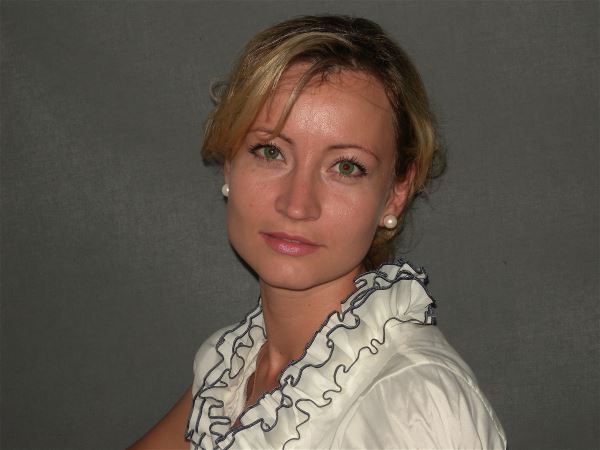 Няня Елена