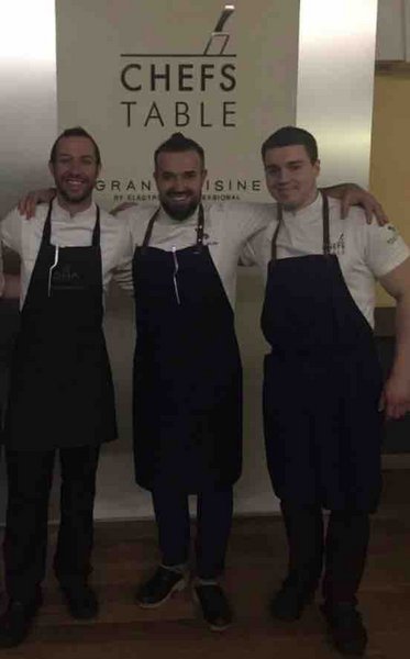 Работа в ресторане White Rabbit