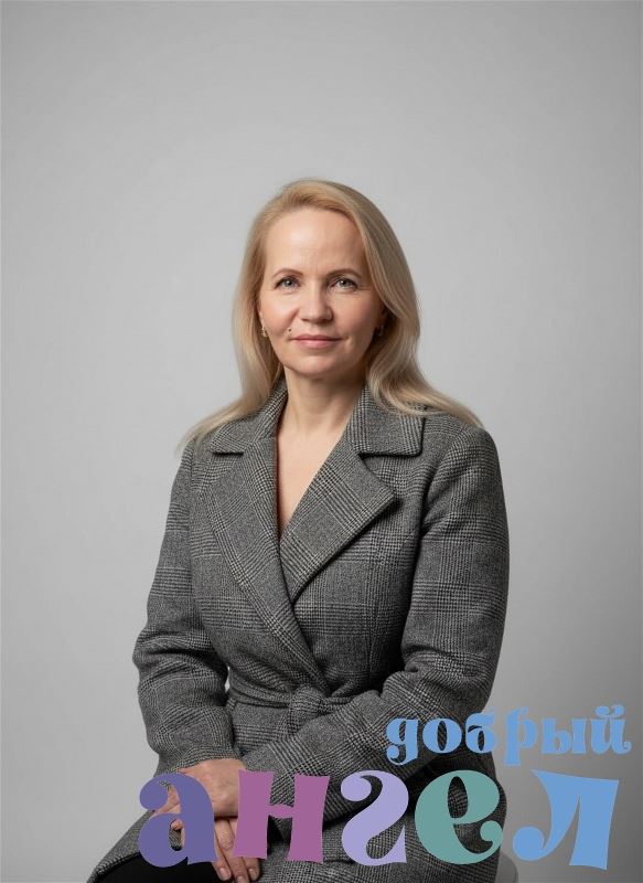 Няня Лариса