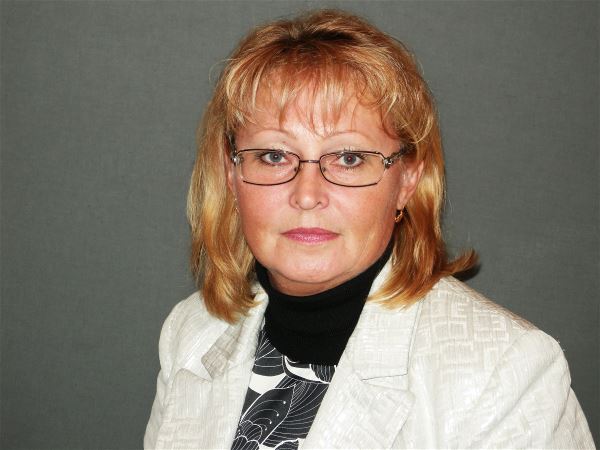 Домработница Елена