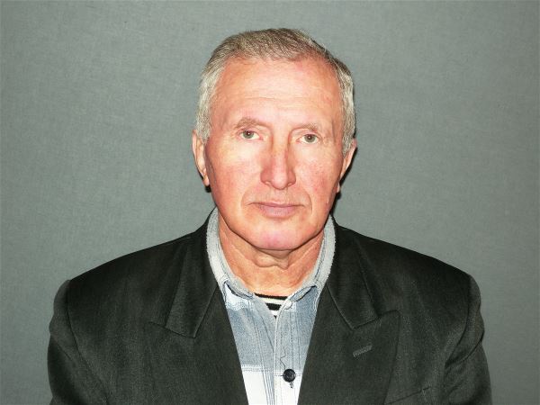 Помощник по хозяйству Вячеслав